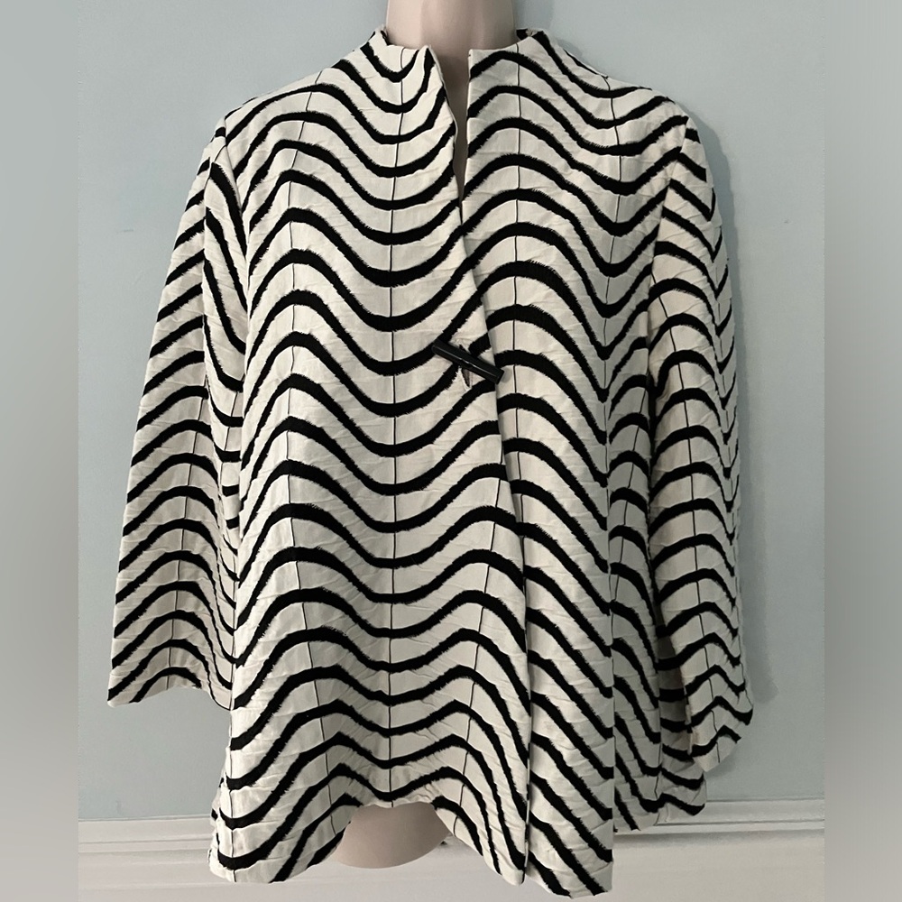 Yushi USA textured swing jacket A line artsy Lagenlook avant garde Op art M